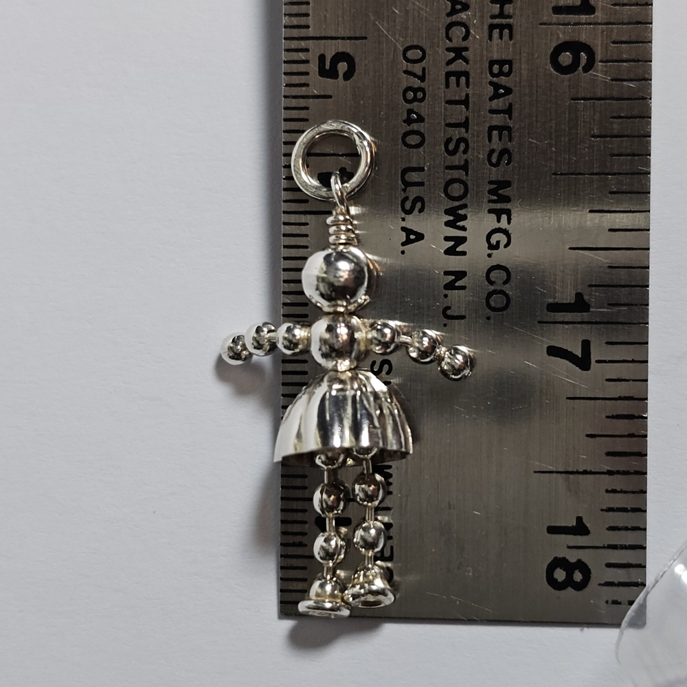 Vintage Articulating Girl Pendant in Sterling Silver - Picture 9 of 10